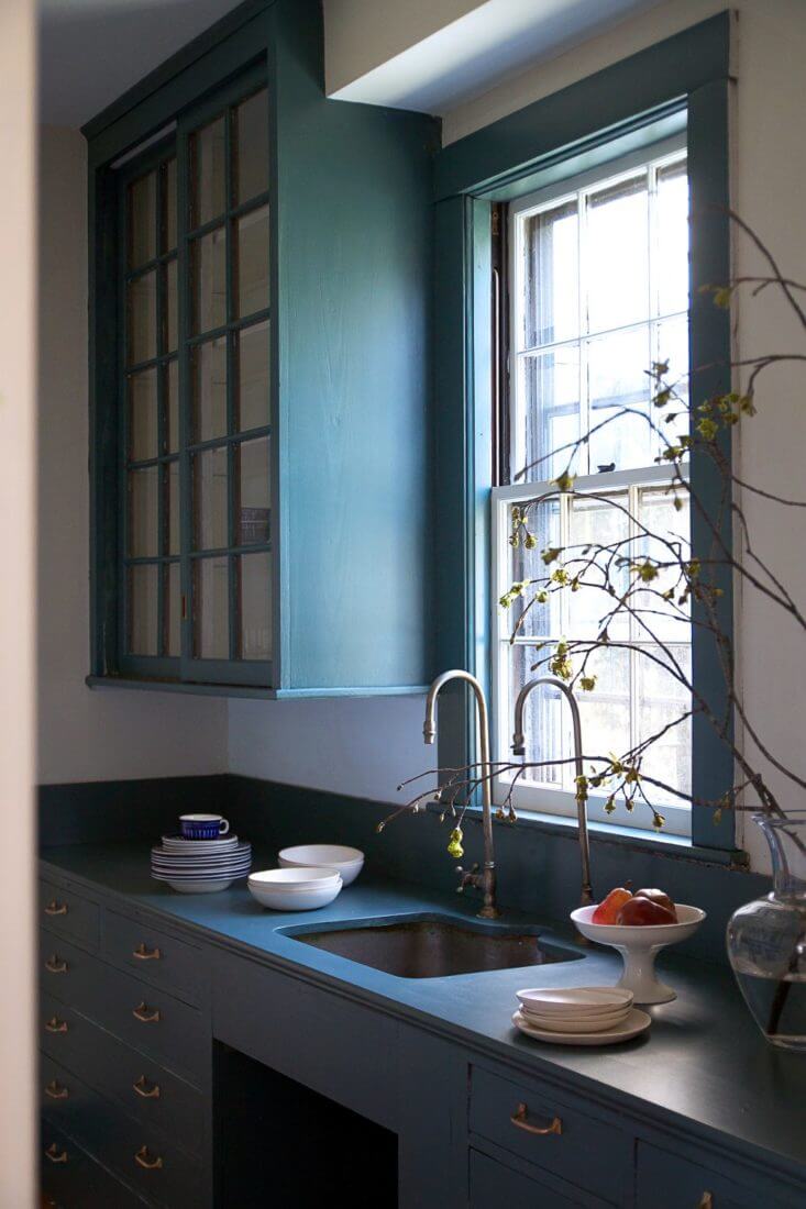 Give your kitchen a blue makeover (1)