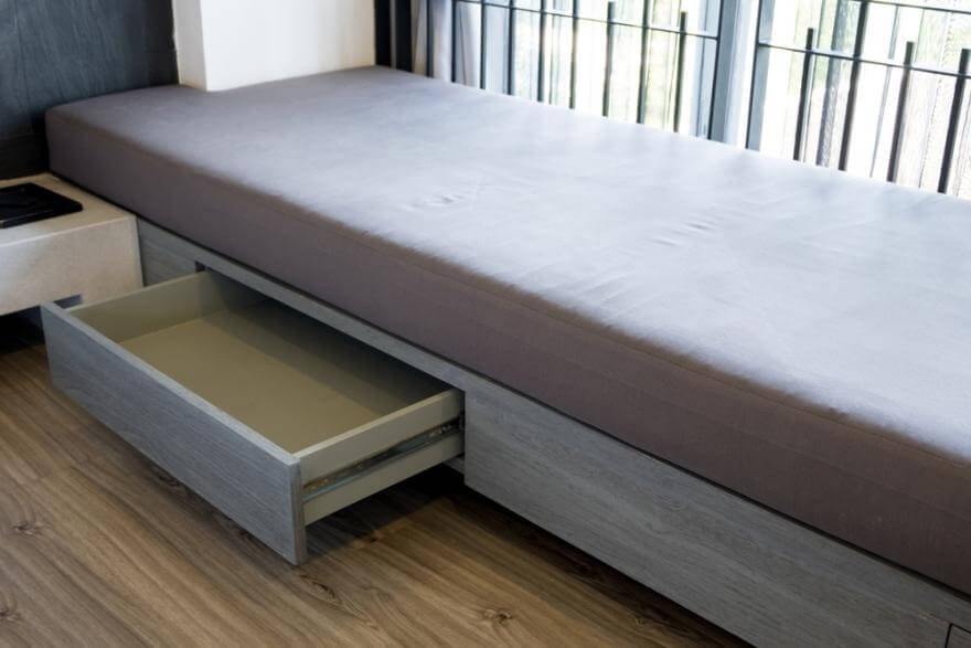 Have a bench with integrated storage (1)