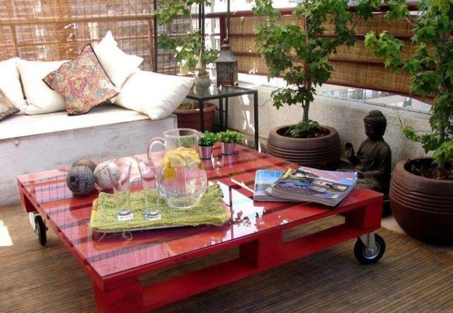 Large outdoor coffee table (1)