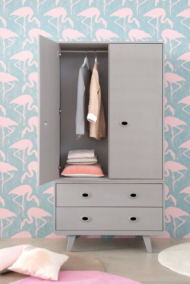 Mouse gray to soften the child's room (1)