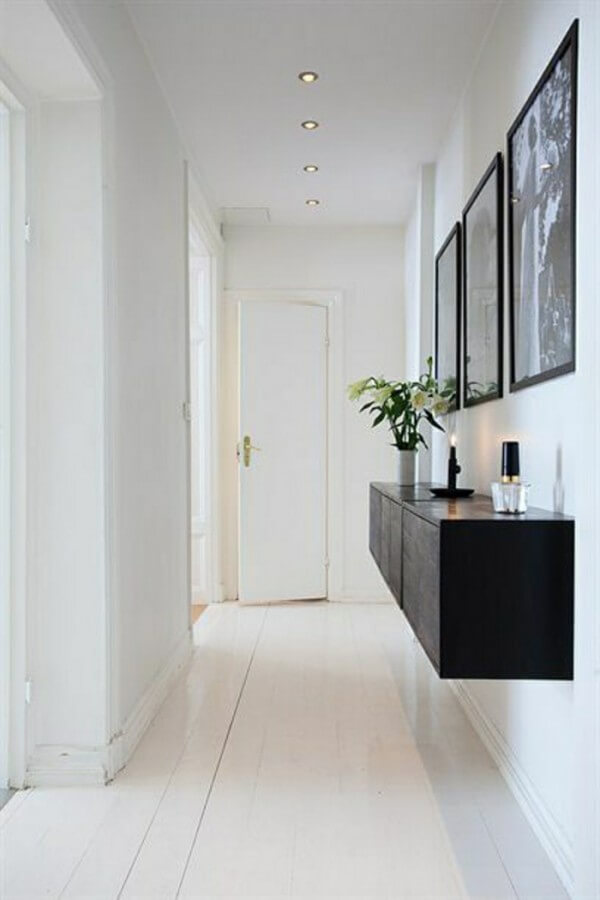 Opt for a clear & classic hallway paint (1)