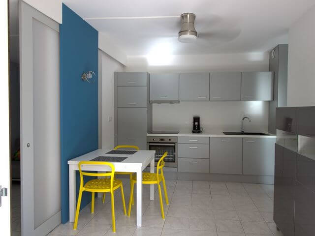 Select yellow chairs for the kitchen (1)