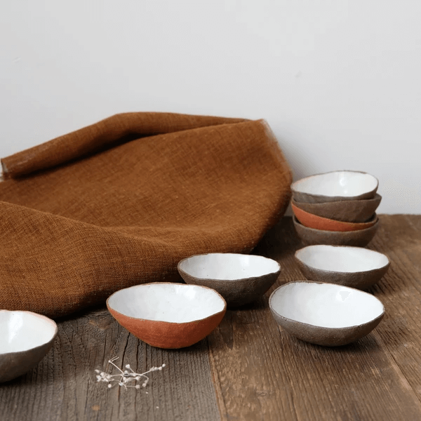 Warm up your table decoration with these warm assortments of bowls (1)