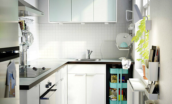 White and blue kitchen (1)