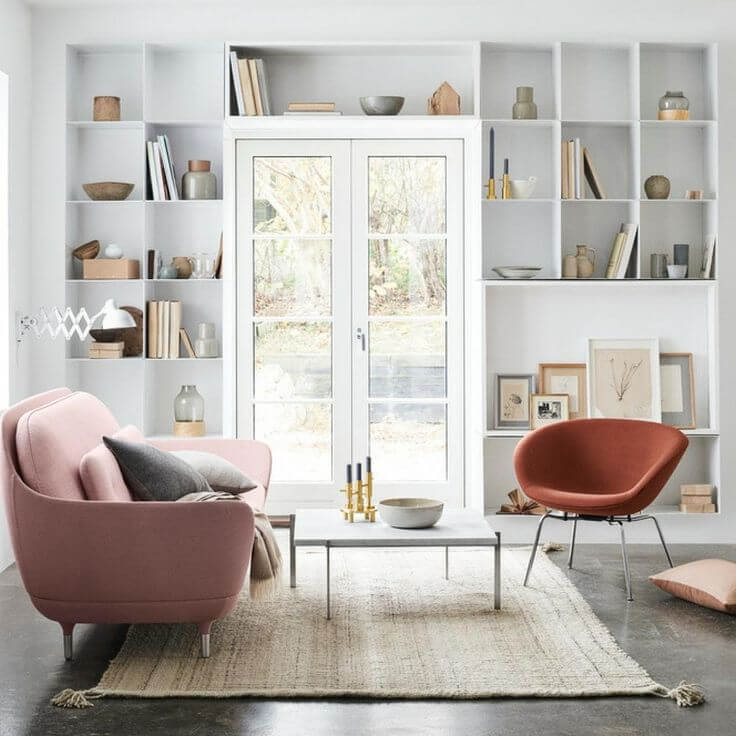 White living room animated by a large library (1)