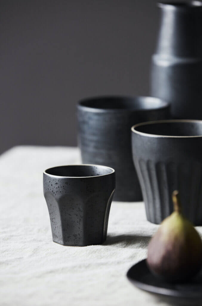 carbon black cups (1)