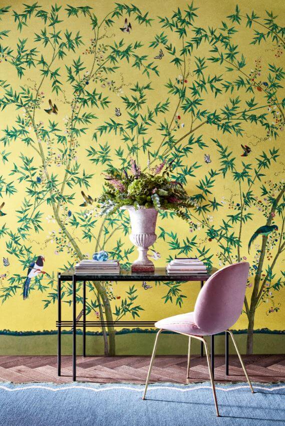 floral wallpaper on a yellow background (1)