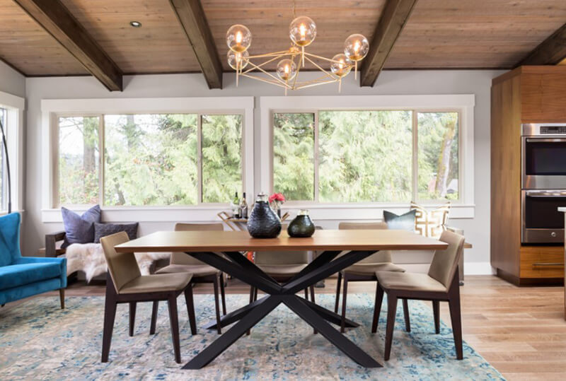 orb chandelier in this dining room (1)