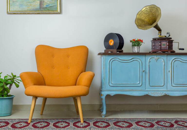 the orange armchair (1)