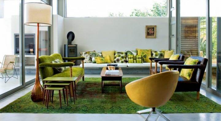 A green living room with a nature spirit (1)