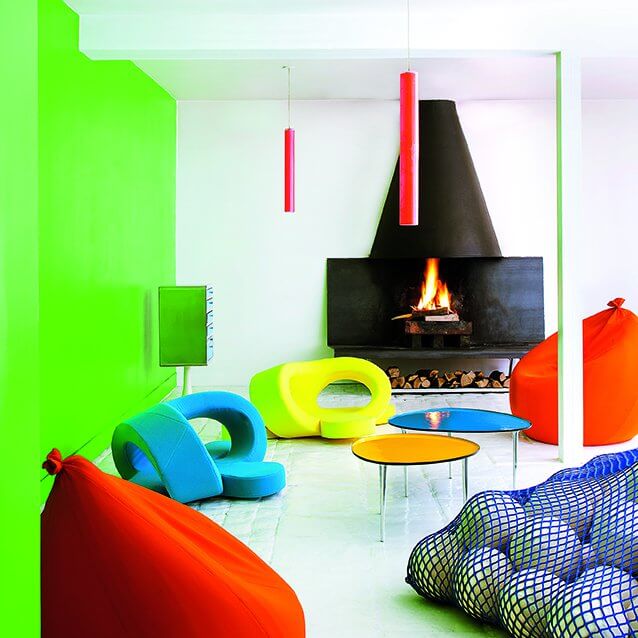 A room in pop colors (1)