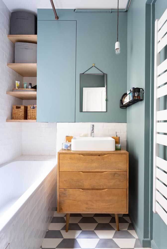 A small blue bathroom (1)