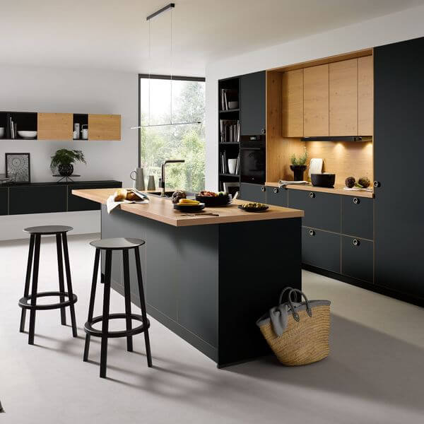 Black and wood kitchen (1)