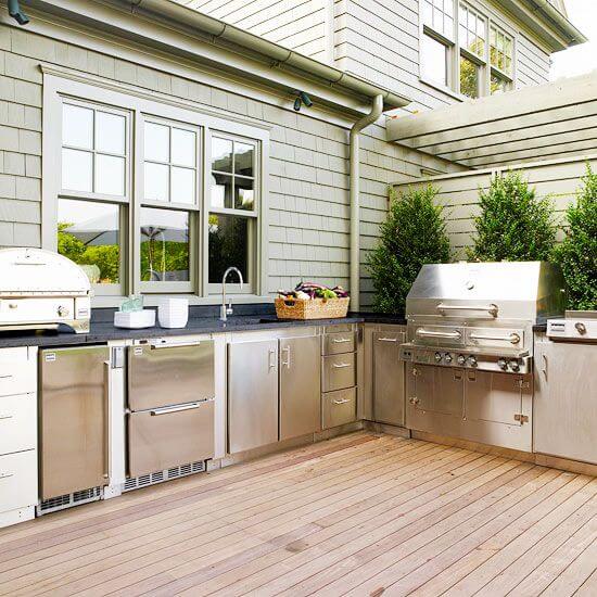 Outdoor kitchen with lots of cabinets (1)