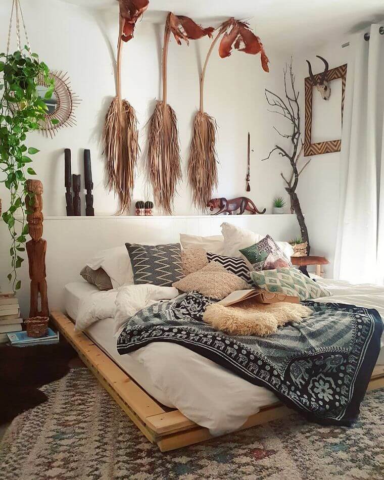 Plants in the bedroom (1)