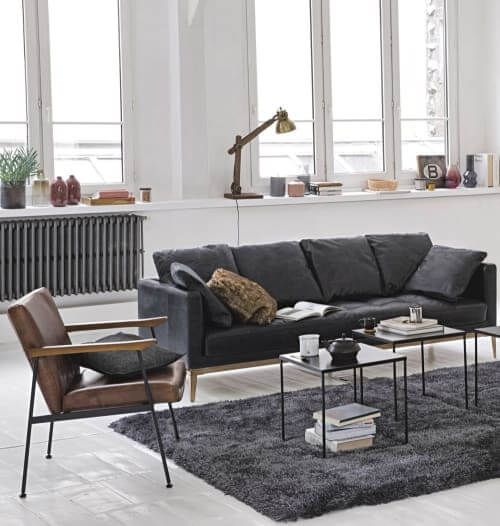 Black sofa and white living room (1)