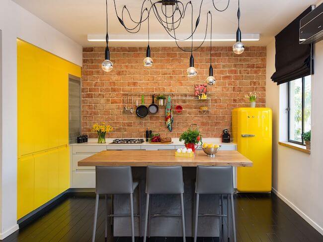 Yellow kitchen furniture (1)