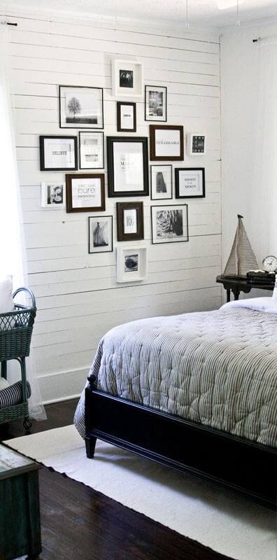 12- Decorate your walls with lots of photos in eclectic contrasting frames
