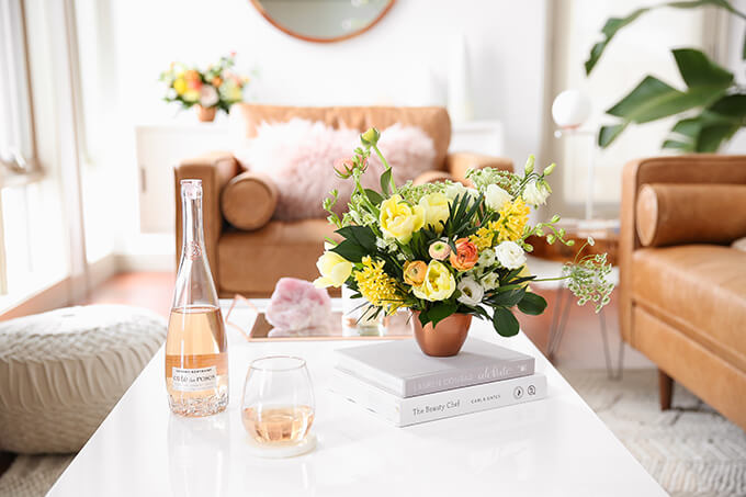 2- HOW TO DECORATE INDOORS WITH FLOWERS