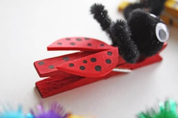 26 – Ladybug with the clothespin