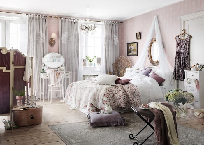 27- Pink Bedroom for women