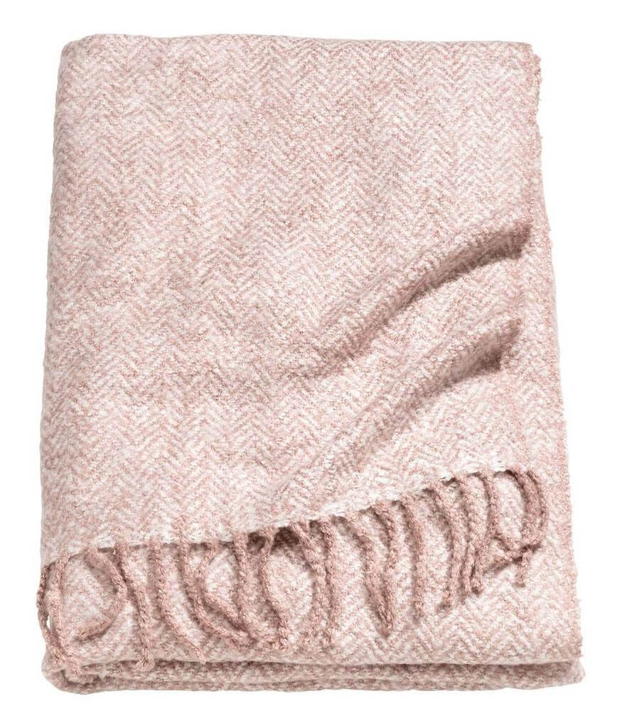 3- A pink blanket