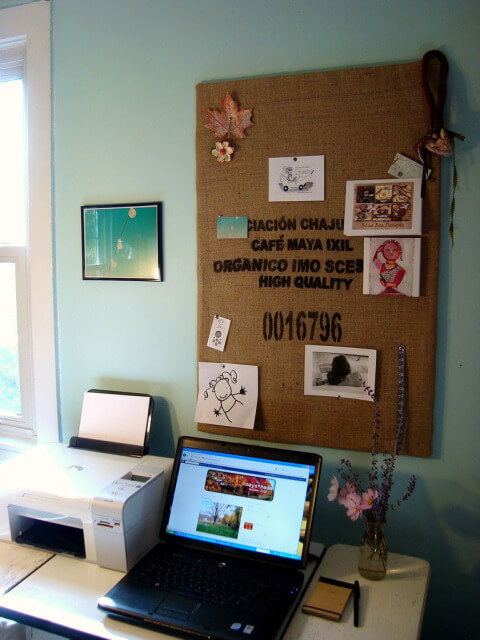 4- Update your room with a bulletin board