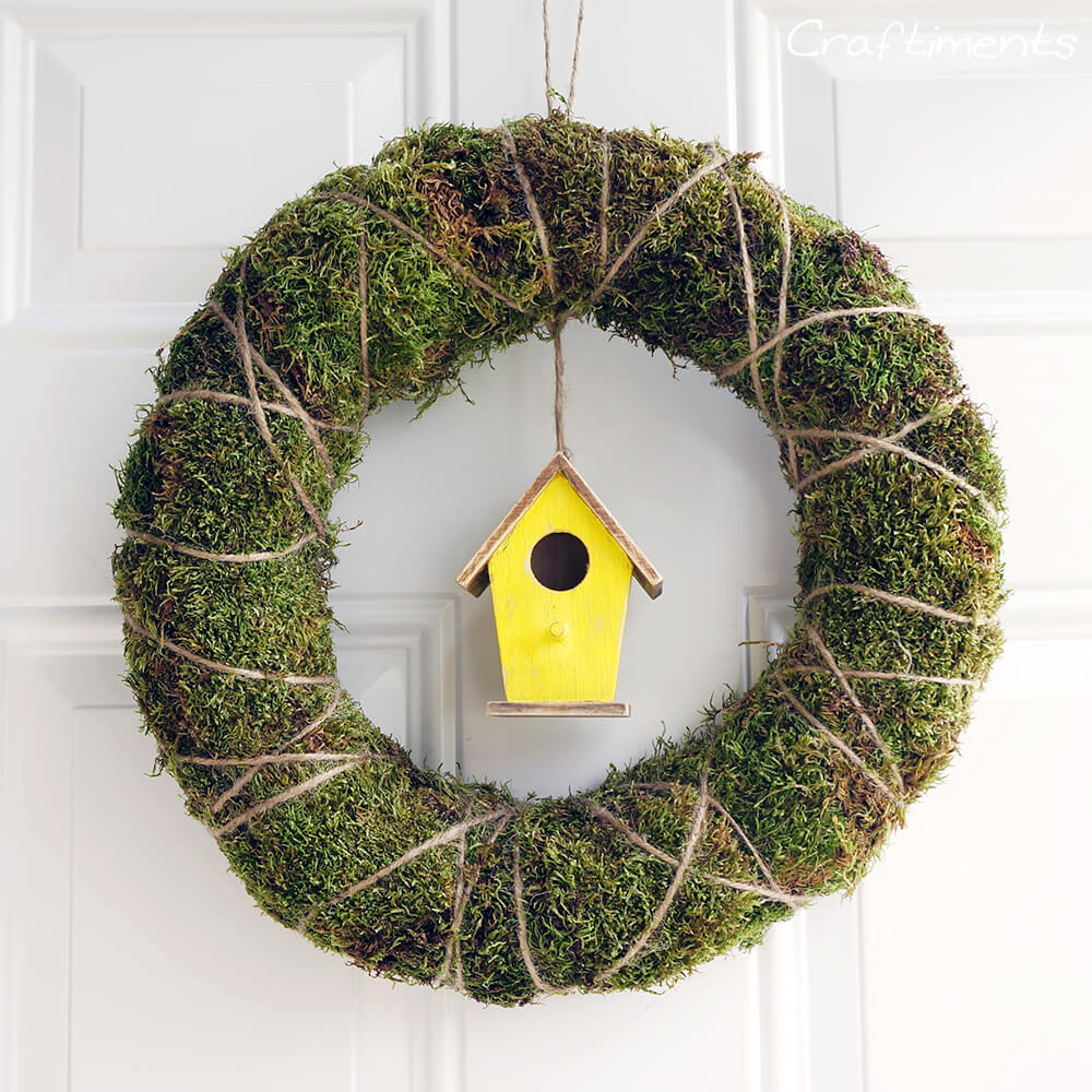 Birdhouse wreath