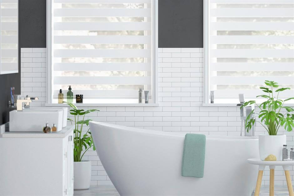 8. Opt for an all-white scheme in a small bathroom