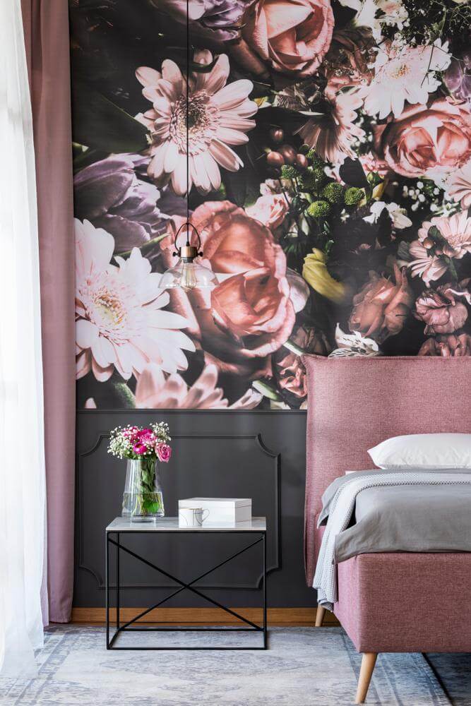 8. Wallpaper with floral patterns