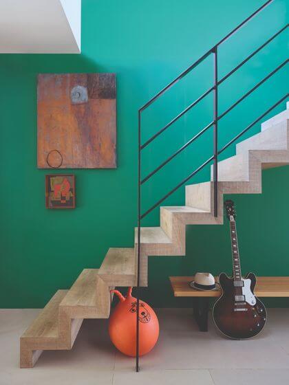 10- Blue-green animates the stairwell 