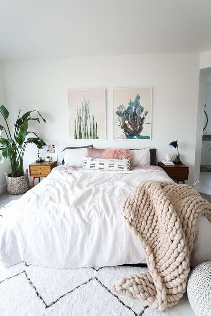 13- A white and cocooning bedroom
