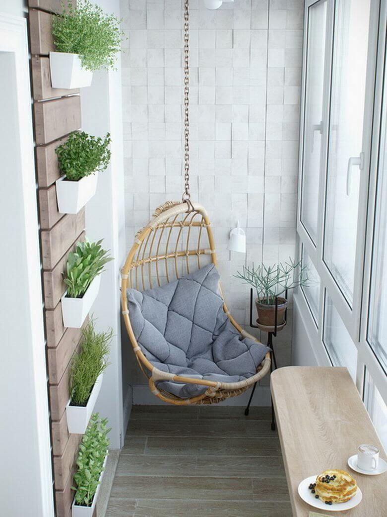 16- A swing seat, even on a small terrace 