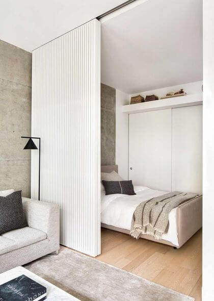 4- The idea to separate a small bedroom in two install a sliding door