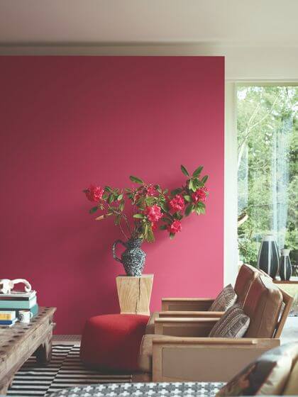 7- Pink for a bold living room