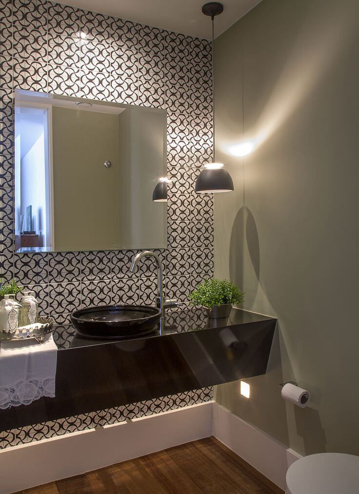 Brown bathroom decor tips