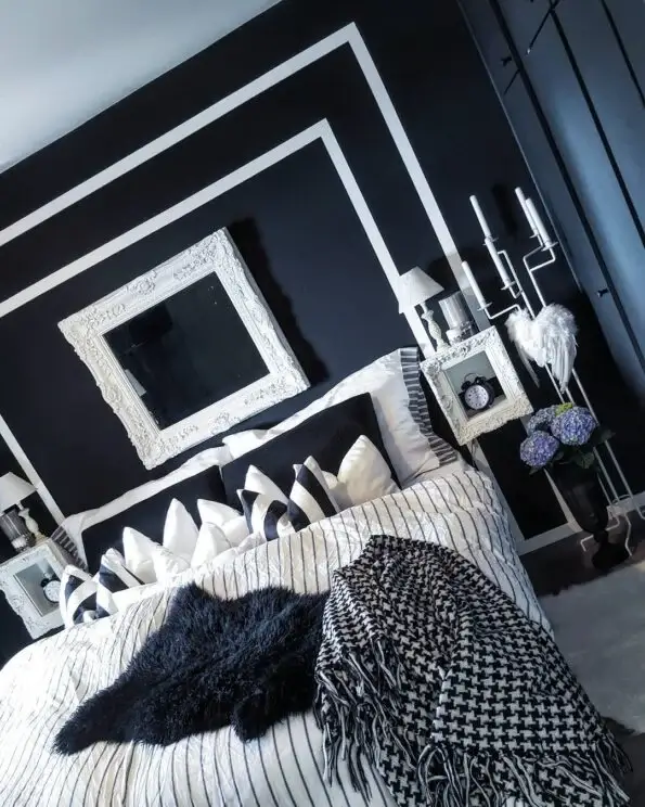 6. A black and white bedroom is a modern and very current request