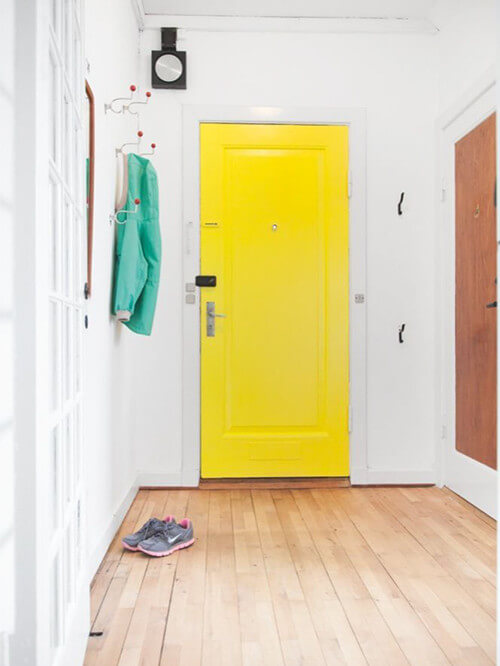 Interior doors painted in solid colors